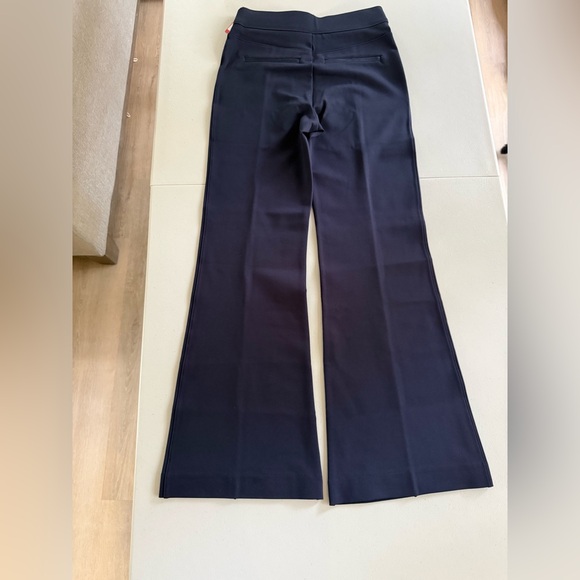 Spanx Supersmooth Perfect Fit Ponte Flare Pant in Navy NWT - Picture 6 of 16